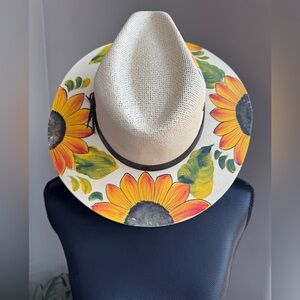 Equinoxio by D’ Lenny Hand Painted Sunflower Floral Sun Hat